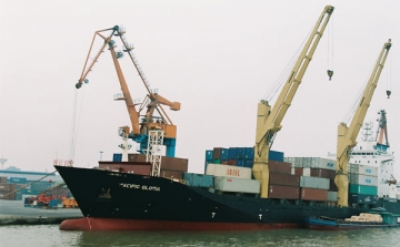 Vì đâu cảng biển Việt Nam duy trì tăng trưởng mạnh?