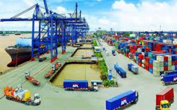 Phát triển nguồn nhân lực logistics Việt Nam: Cần một chiến lược toàn diện