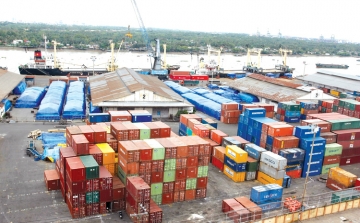 Vì sao cảng biển TP.HCM giảm lợi thế?