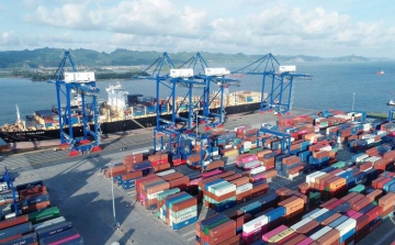 Bộ GTVT bắt đầu kiểm tra kê khai, niêm yết giá dịch vụ cảng biển